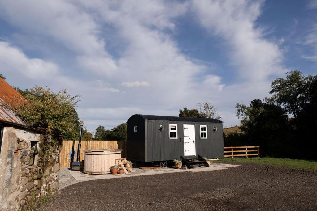 Barfield Shepherds Hut Magherafelt Esterno foto