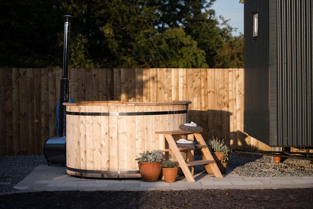 Barfield Shepherds Hut Magherafelt Esterno foto